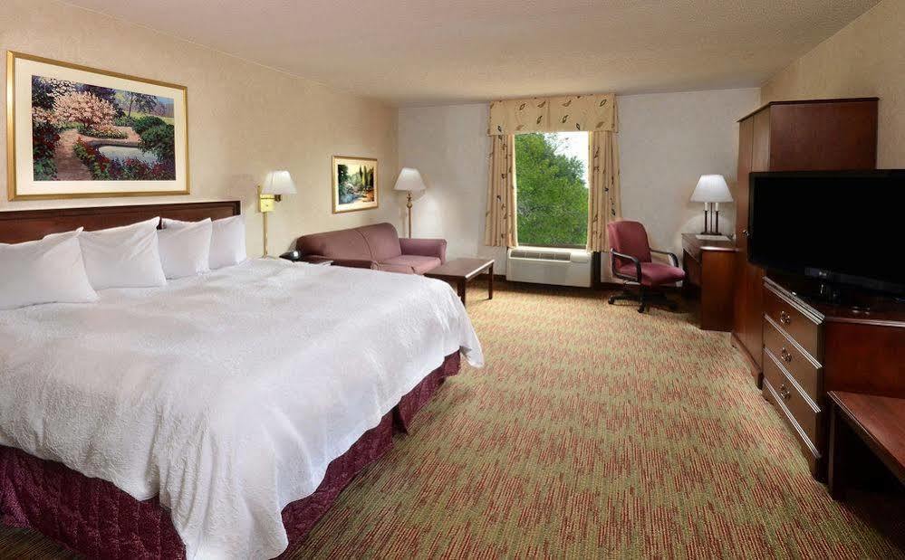 Hampton Inn Charlotte North Lake Norman Cornelius Eksteriør bilde